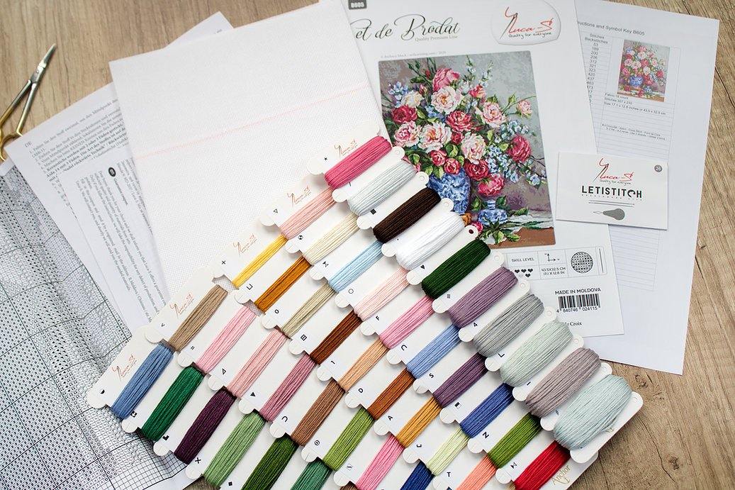 Her Majesty Roses B605L Counted Cross-Stitch Kit featuring vibrant colors and Aida canvas.